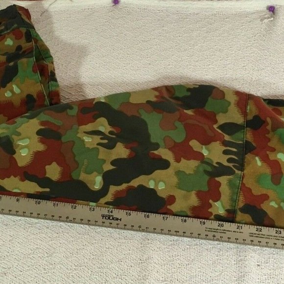 VTG SWISS MILITARY ALPENFLAGE CAMO PANTS 32x30 NM02841 - Picture 3 of 12